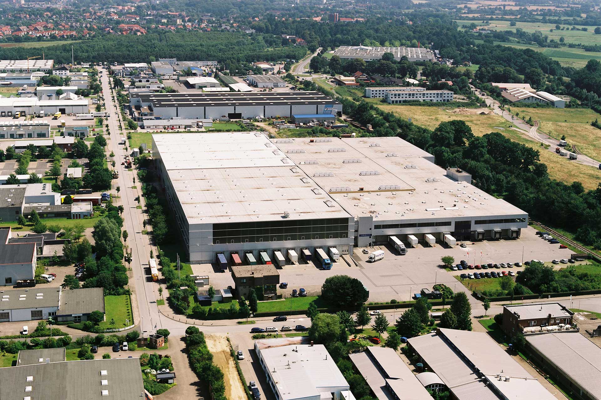 Kaldox kauft 48.000 m² großes Hochregallager bei Hamburg